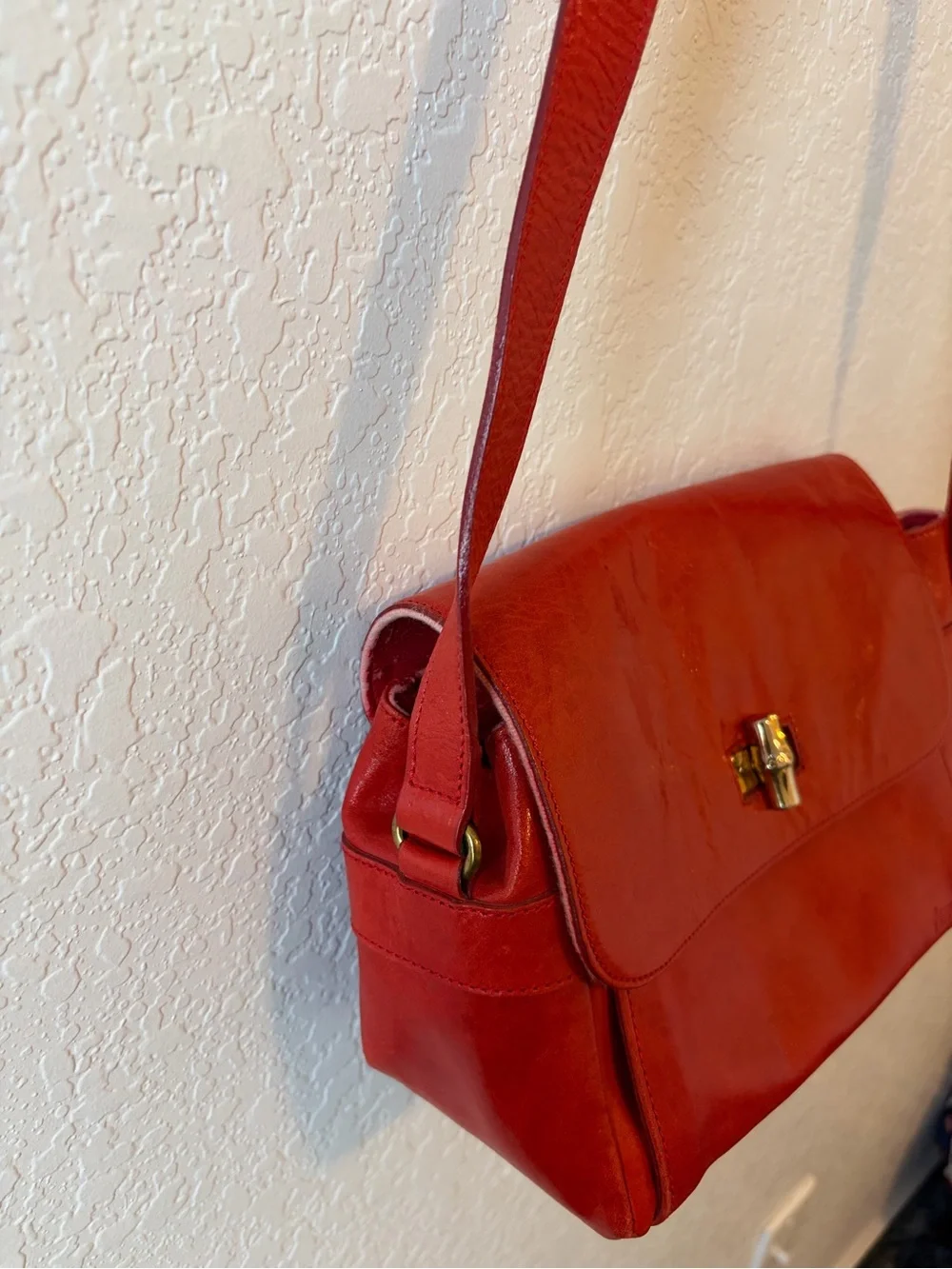 Vintage FURLA Red Leather Crossbody Bag Made in Italy Turnlock Shoulder Purse